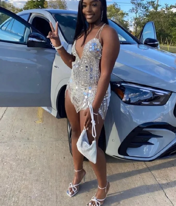 Trend Alert Silver Beaded Crystal Short Prom Dresses Black Girls Sequined Birthday Party Rhinestone Mini Cocktail HomecomingRobe De Bal