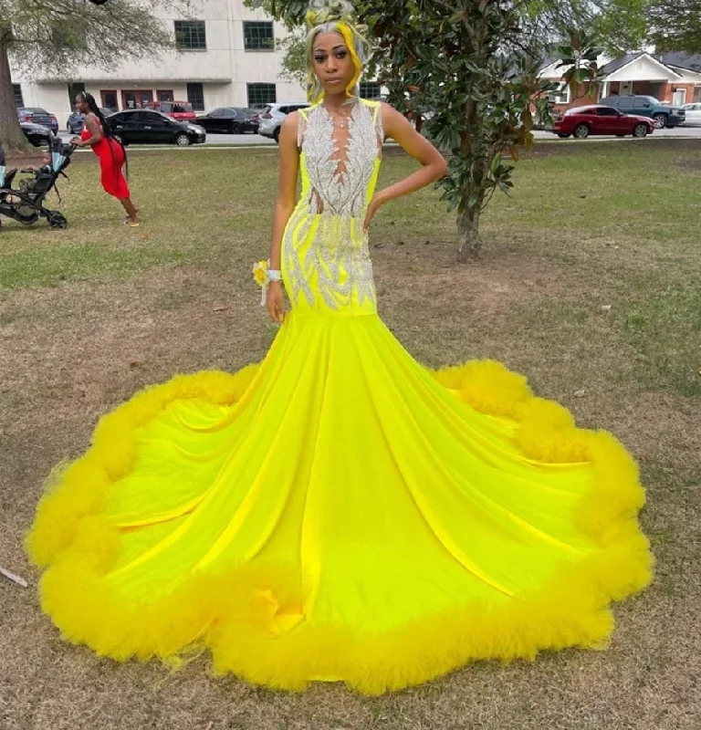 Exclusive Discount Yellow Velvet Long Prom Dress For Black Girls Beading Crystal Rhinestones Ruffles Birthday Party Evening Gown