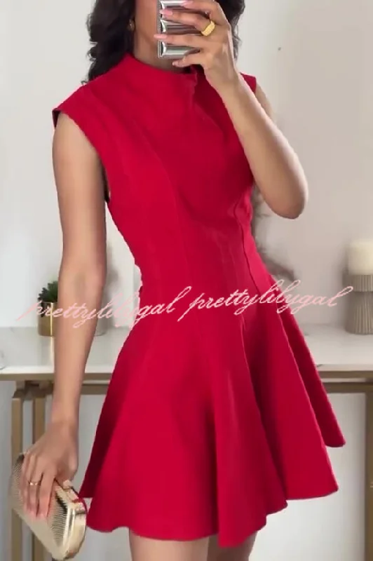 Latest Fashion Solid Color Round Neck Sleeveless Waist Mini Dress