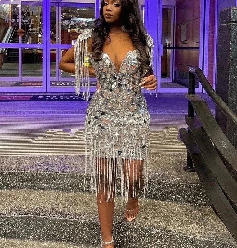 Modern Casual Clothing Silver Long Sleeves Short Prom Dresses For Black Girls Sexy Crystals Women African Cocktail Dresses Birthday Party Homecoming