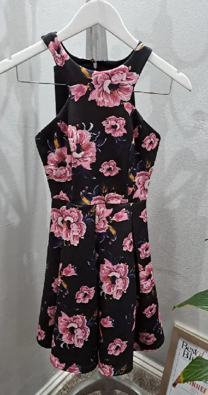 Fashion Forward, Function First Floral Dress (XSmall)