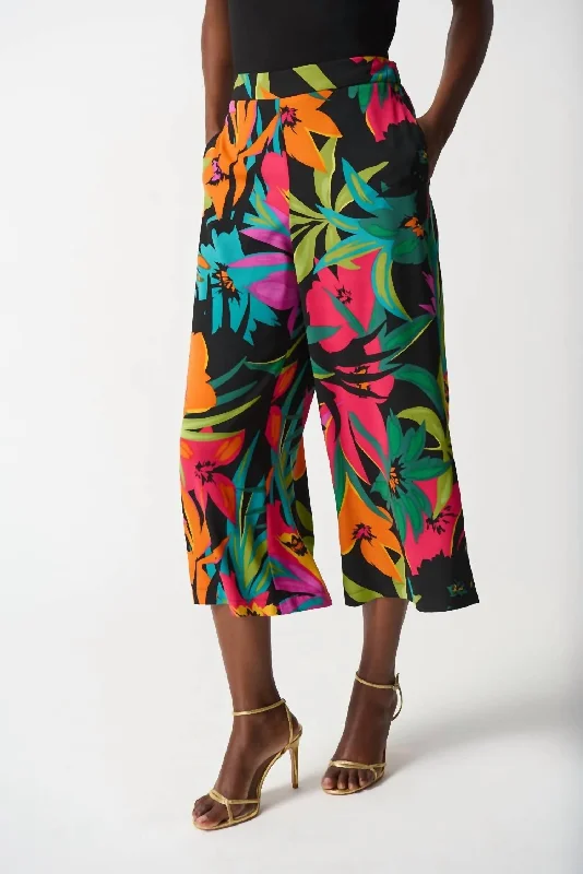 Bold Fashion Gauze Tropical Print Culotte Pants In Black/multi