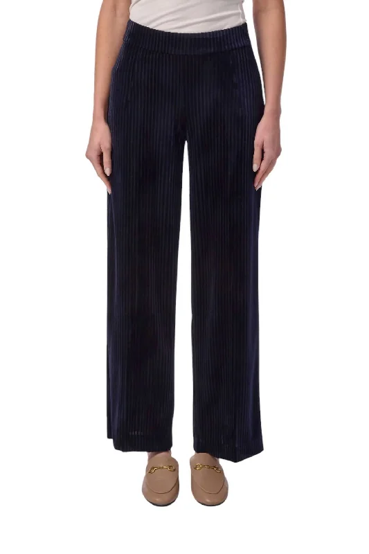 Sophisticated Fashion Illuminate Pant In Navy