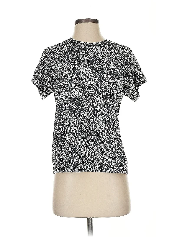 Boutique Styles Short Sleeve T Shirt