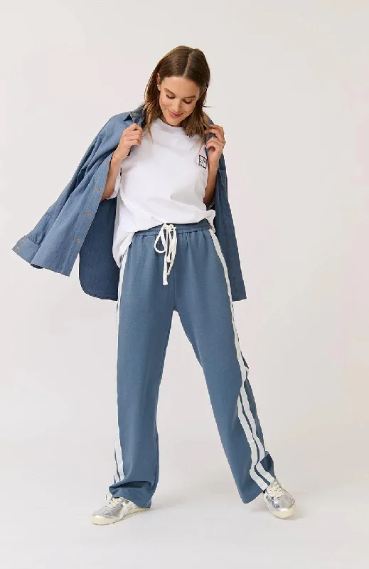 Stylish Everyday Clothing Cartel & Willow Adeline Pant