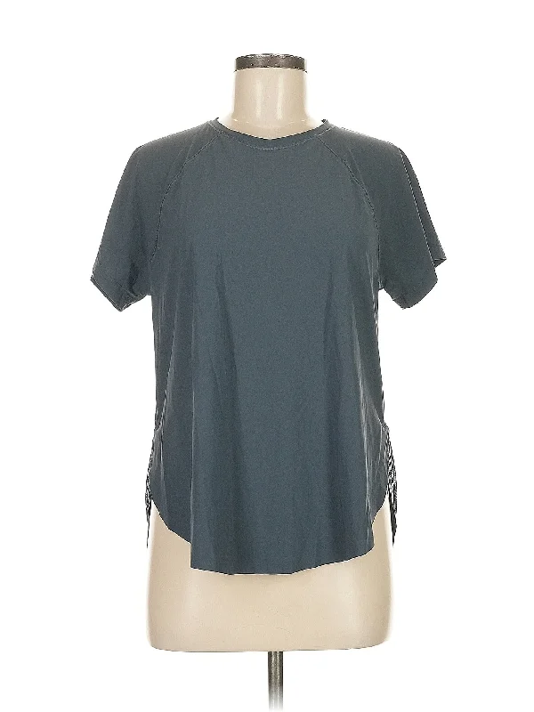 Online Impressions Boutique Short Sleeve Top