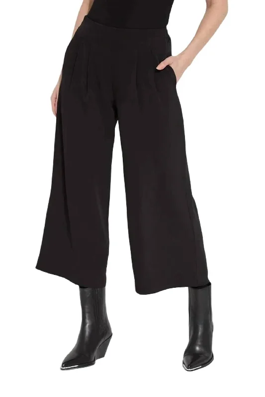 Comfortable Casual Wear Giselle Pleated Culotte Pant In Black