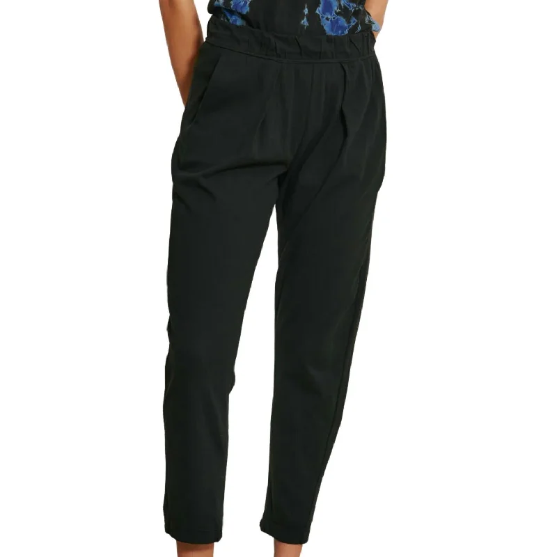 Trendy Urban Attire Easy Pant In Black