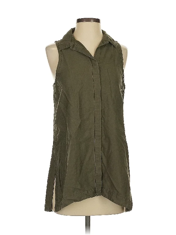 Timeless Elegance Sleeveless Button Down Shirt