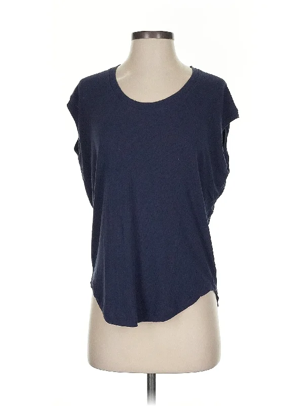 Versatile Wardrobe Essentials Short Sleeve Top