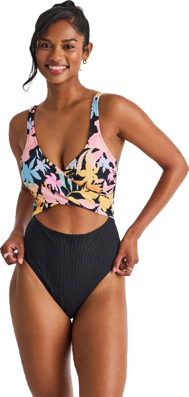 Trendy Boutique Online High Leg Wrap One-Piece Swimsuit - Women's|-|Maillot de bain une pièce croisé à très échancré - Femme