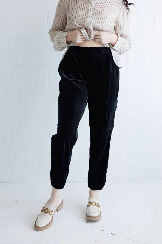 Special Occasion Wear Relaxed Rebel Velvet Jogger Pants In Black